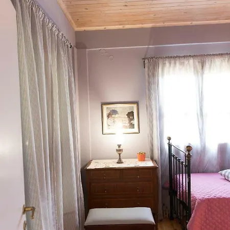 With Private Garden * Krestena