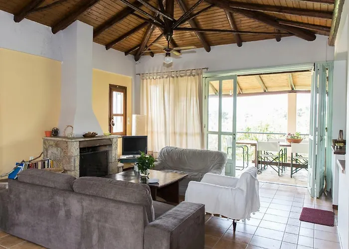 With Private Garden Villa *